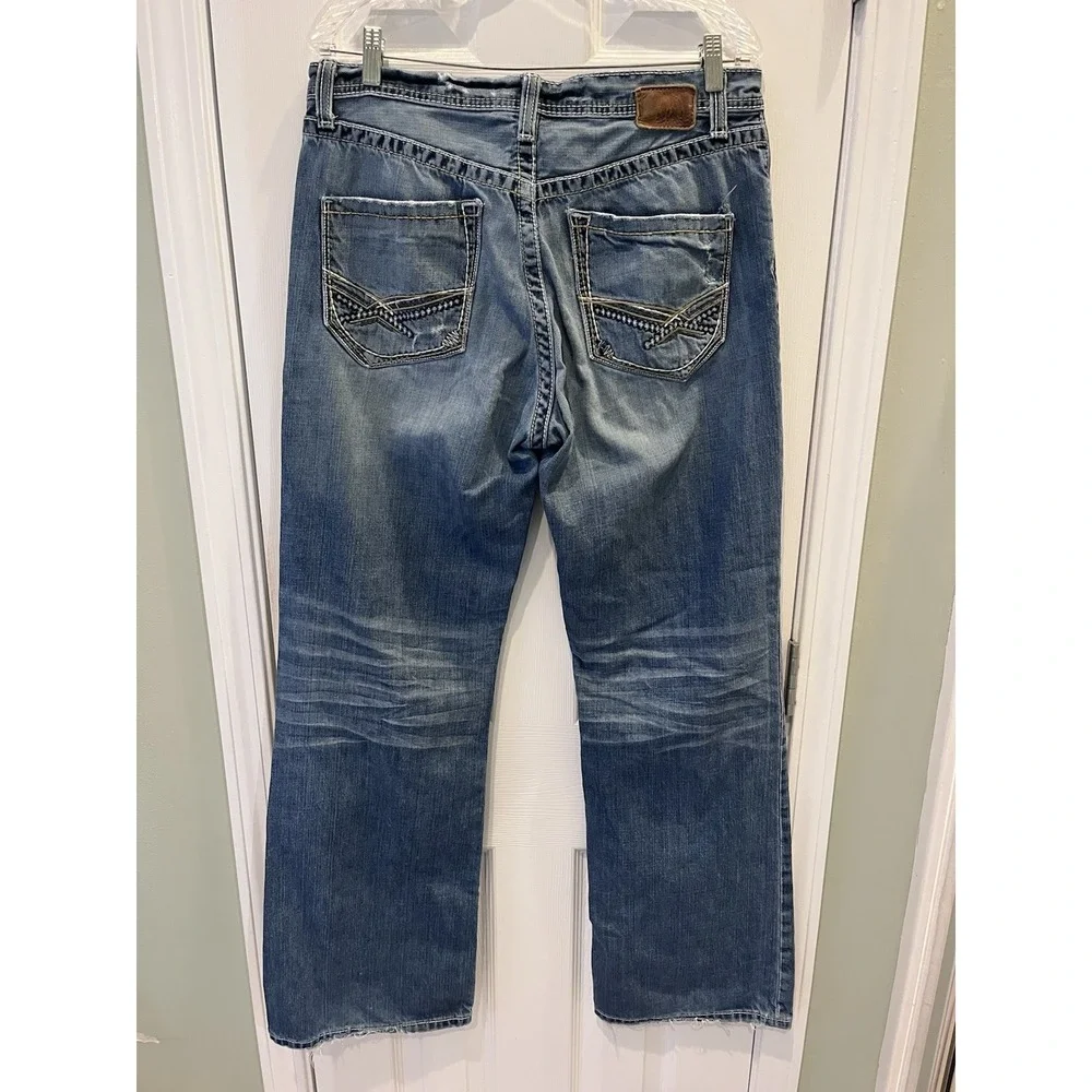 BKE Buckle Tyler Jeans Men's 34x33 Blue Denim Pants Distressed Whiskers
